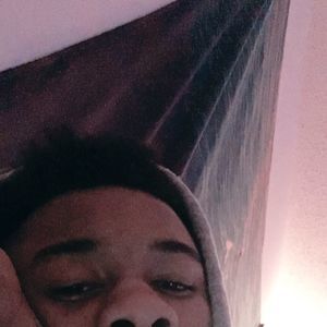 Meet your Posher, Lachino